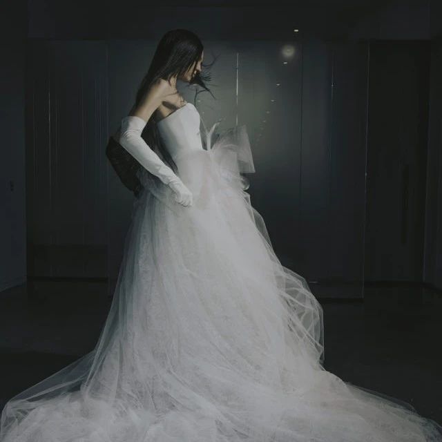 重磅！婚紗女王賣(mài)掉Vera Wang品牌！