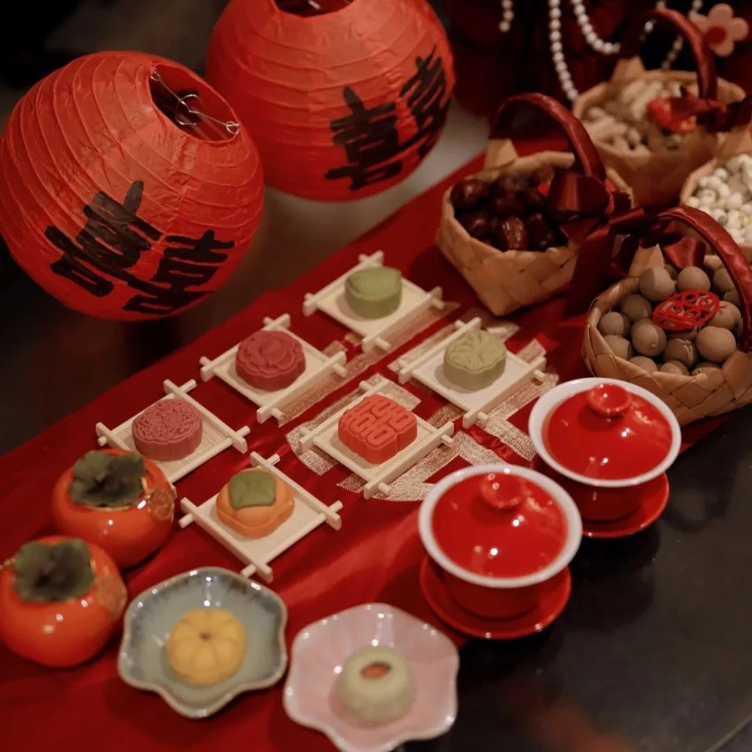 這屆新人的婚禮創(chuàng)意也太卷了！
